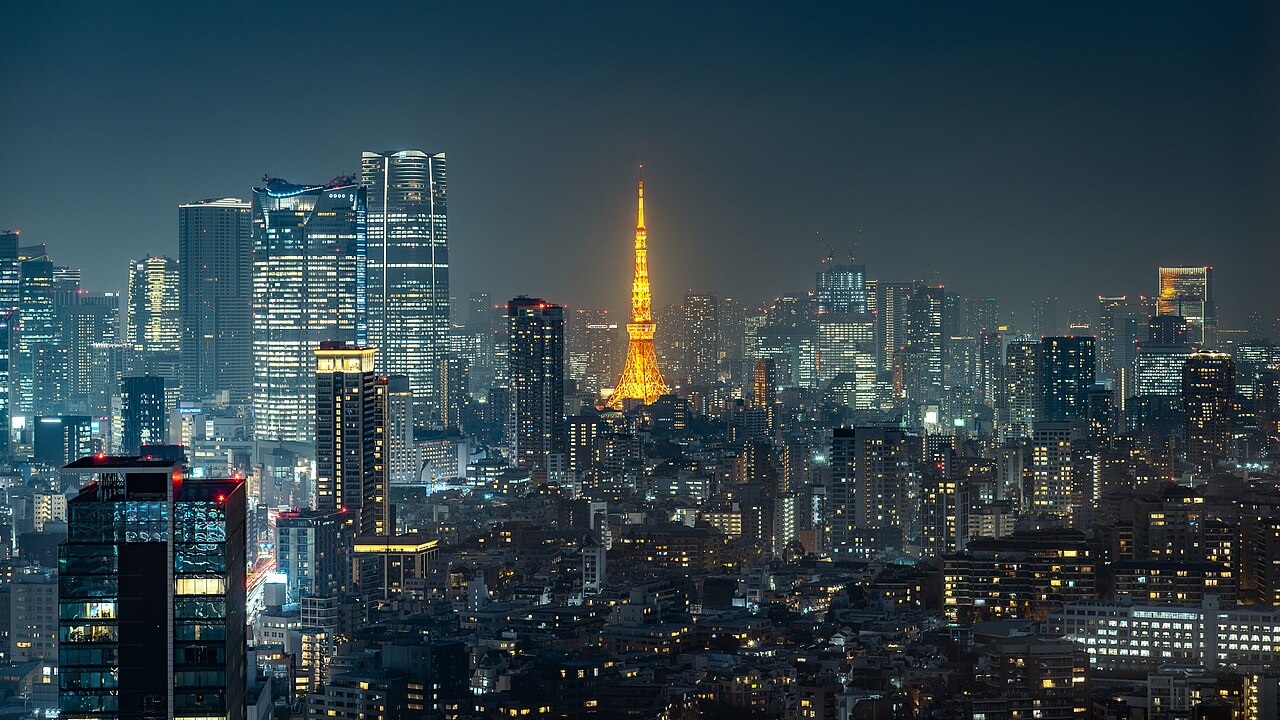 Real photo of Tokyo Tower in Minato City